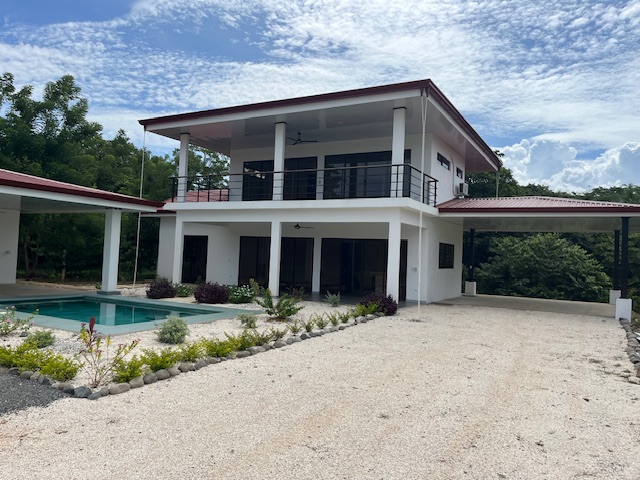 Brand New Home in Playa Tambor